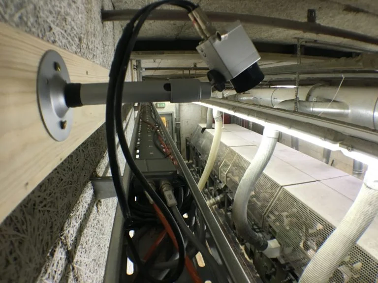 Infrarotkameras überwachen Hobelanlagen