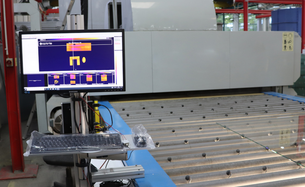 Accurate Temperature Measurement in Glass Tempering Line with Optris infrared temperature measurement technology