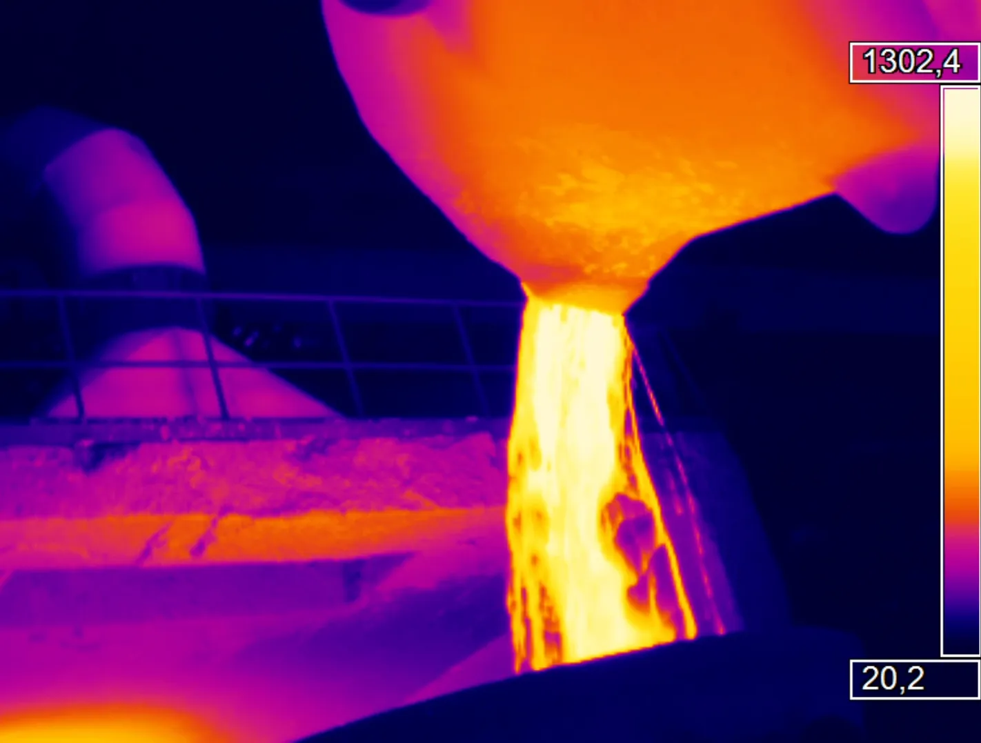 Optris Xi infrared camera for industrial thermal imaging and non-contact temperature measurement