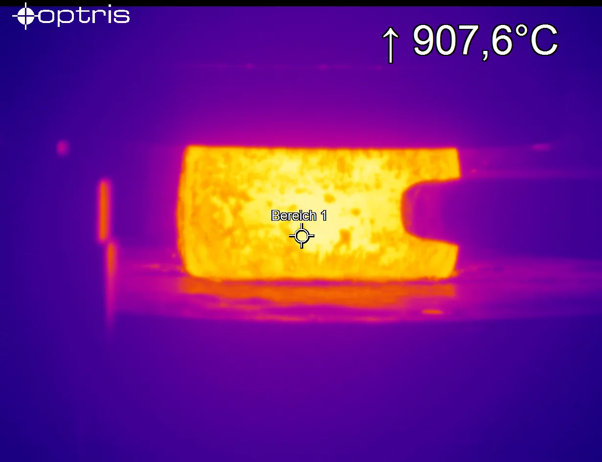 Optris Xi infrared camera for industrial thermal imaging and non-contact temperature measurement